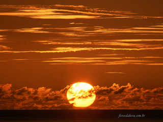 antes do sol nascer quero te adorar.